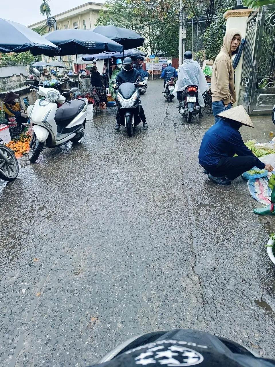 Bán 58m2 đất thổ cứ Đại Mỗ, lô đất vuông đẹp, 25m ra đường ô tô tránh, giá 5.5 tỷ, lh 0988 175 ***