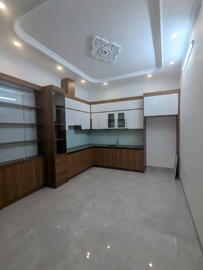 Bán nhà Hồng Hà, Ba Đình: 56m, 5 tầng thang máy, mặt tiền 4m giá chỉ 16 tỷ. Khu phân lô dân trí cao