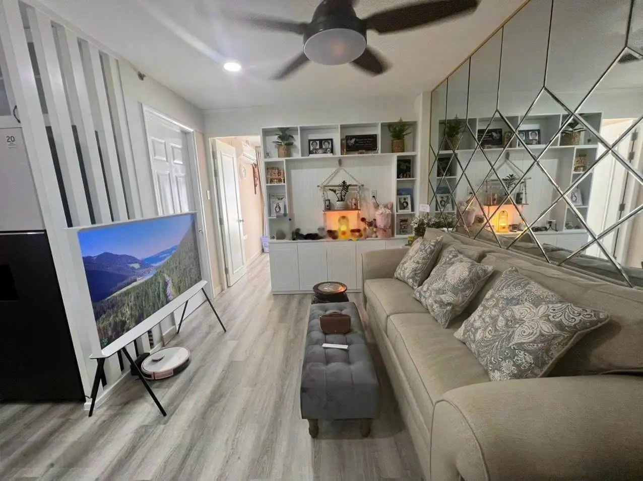 Cần bán gấp CHCC The Harmona 99m2 3PN căn góc view đẹp, giá 3,9 tỷ, thiện chí bán. LH: 0777 679 ***