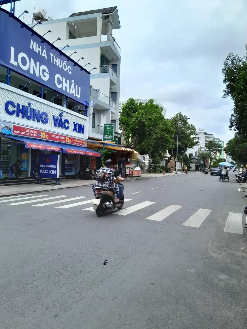 Đi nước ngoài, bán gấp nhà 5 tầng mặt tiền Tân Hương, Tân Phú. DT 4x17m giá rẻ 15 tỷ. LH 0903 949 ***