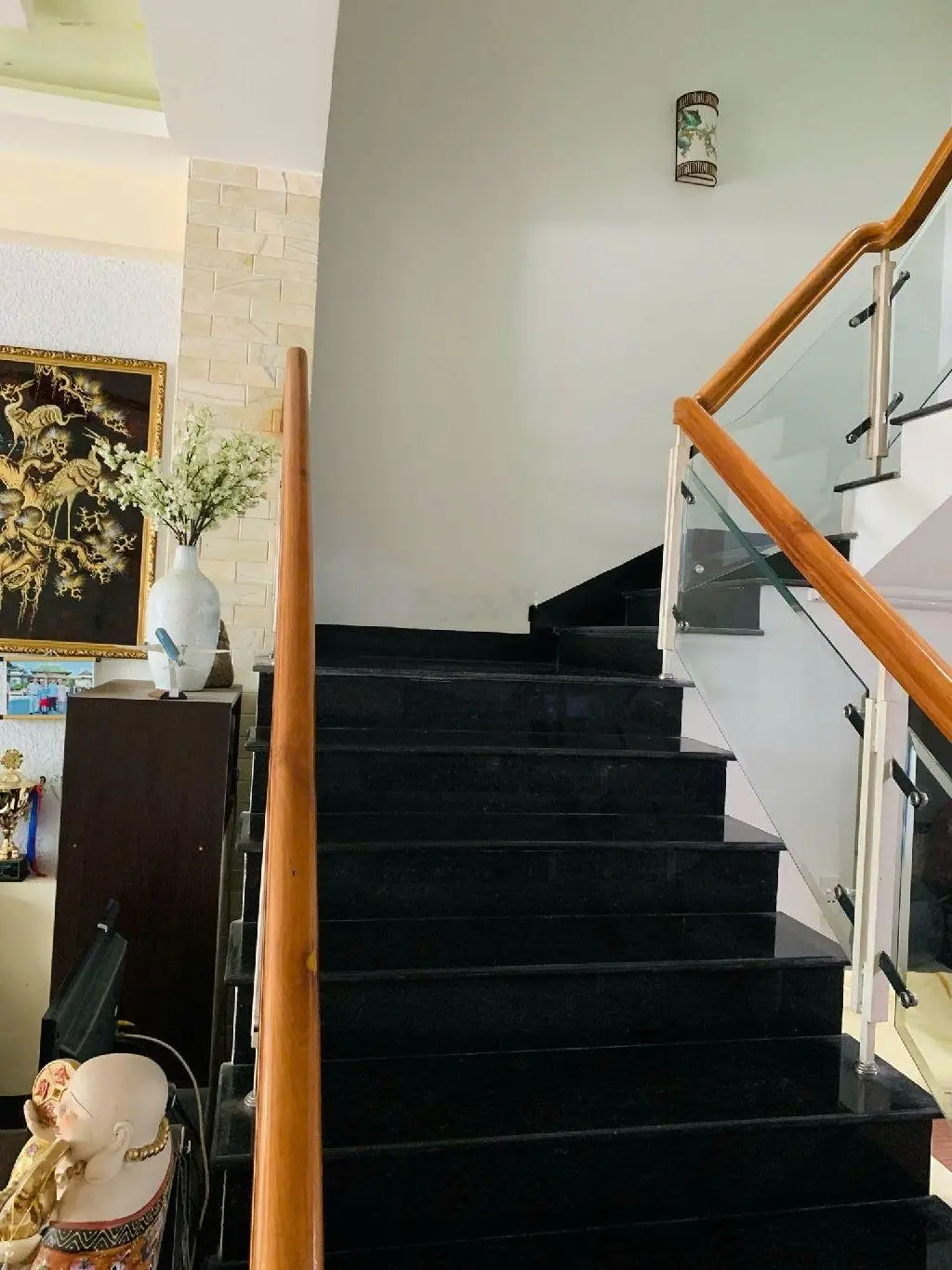 Sở hữu ngay căn nhà với vị trí tiềm năng vuông góc với phố thương mại Phan Đăng Lưu ngay hôm nay