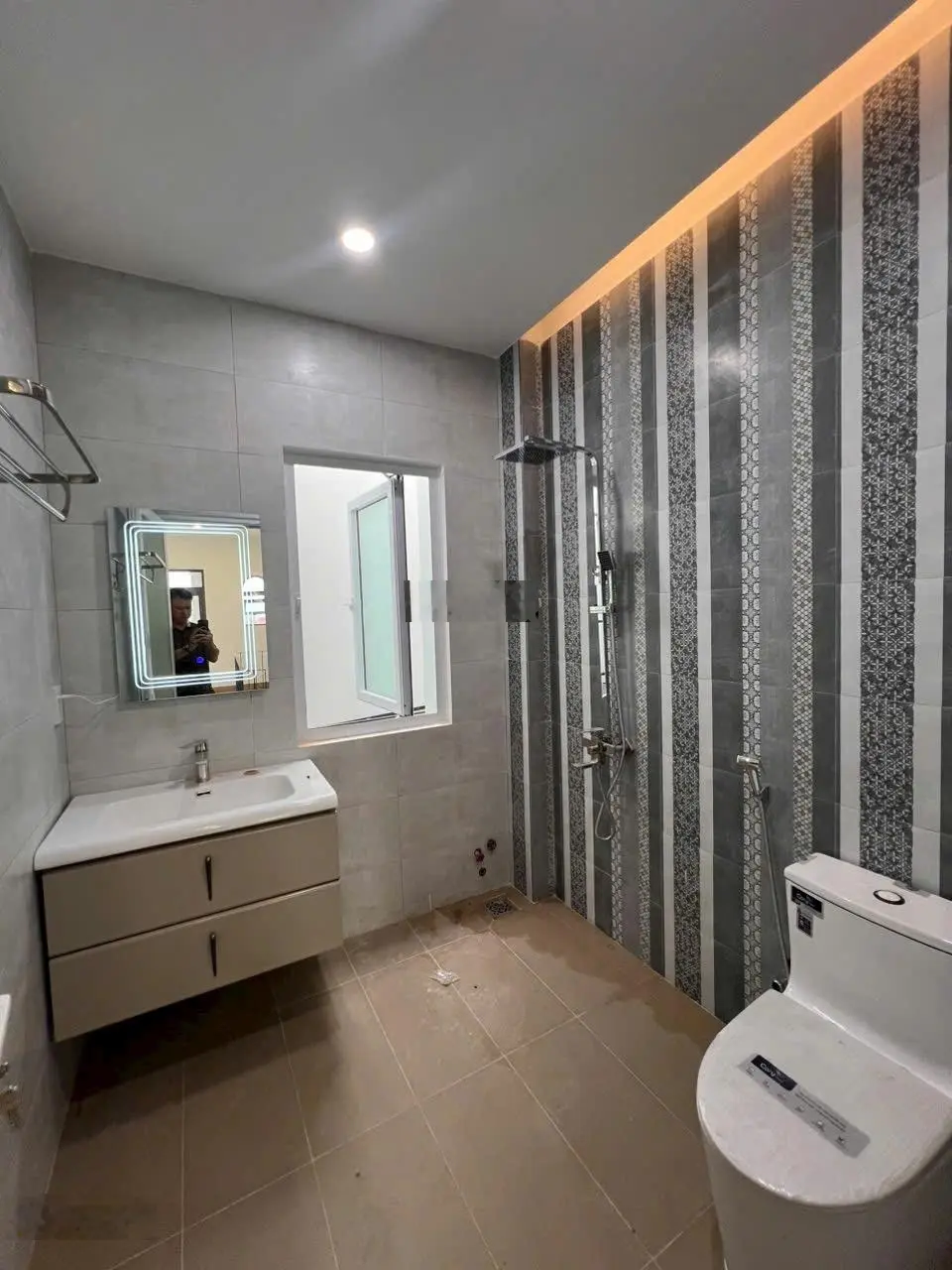 Nhà mới xây thiết kế đẹp tại Diên An gần KĐT Phú Ân Nam 1 giá chỉ 2 tỷ 295 thương lượng