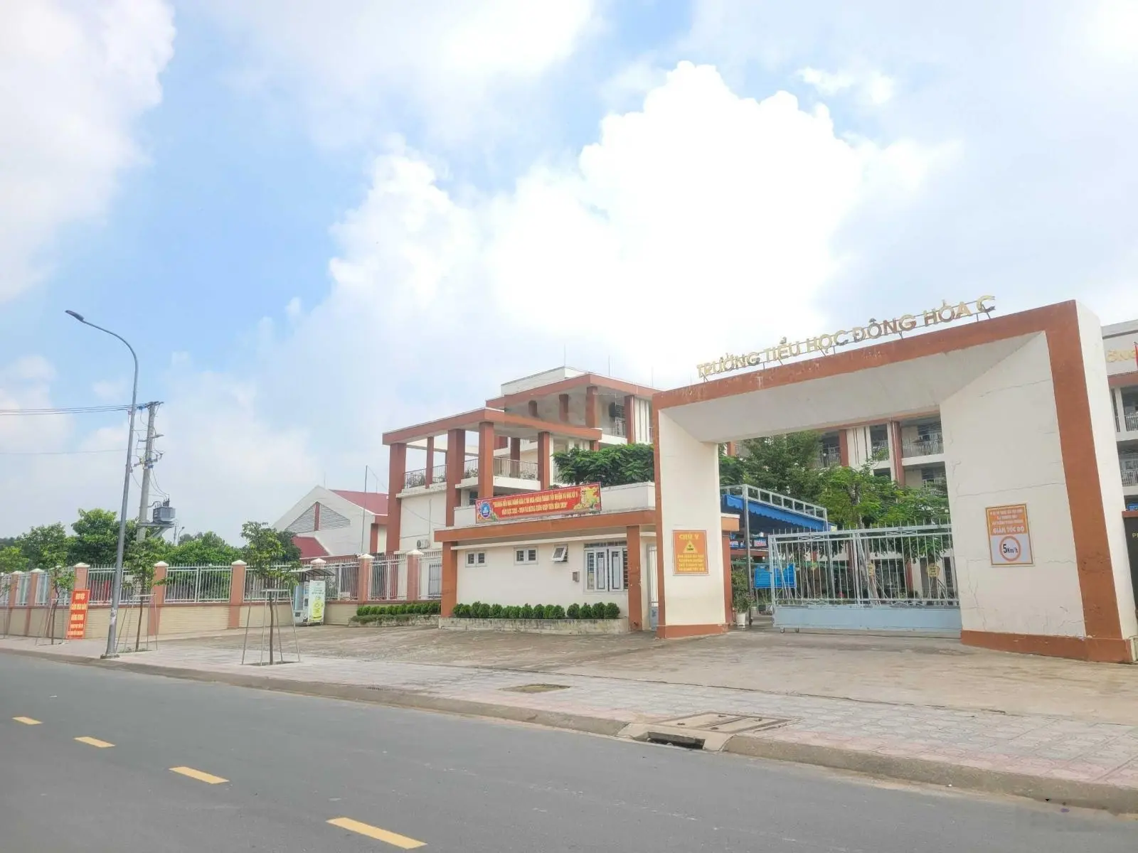 Bán đất TĐC Đông Hòa C, 64,6m2(5x13m) cách Đ - Quốc Lộ 1k chỉ 100m, cụm trường Cấp 1 2 3 Đông Hòa C
