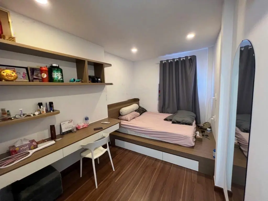 Bán nhà Vĩnh Hội Quận 4 - hẻm ôtô - 4 tỷ nhỉnh - 5 Tầng - 36m2 - khu dân trí cao an ninh