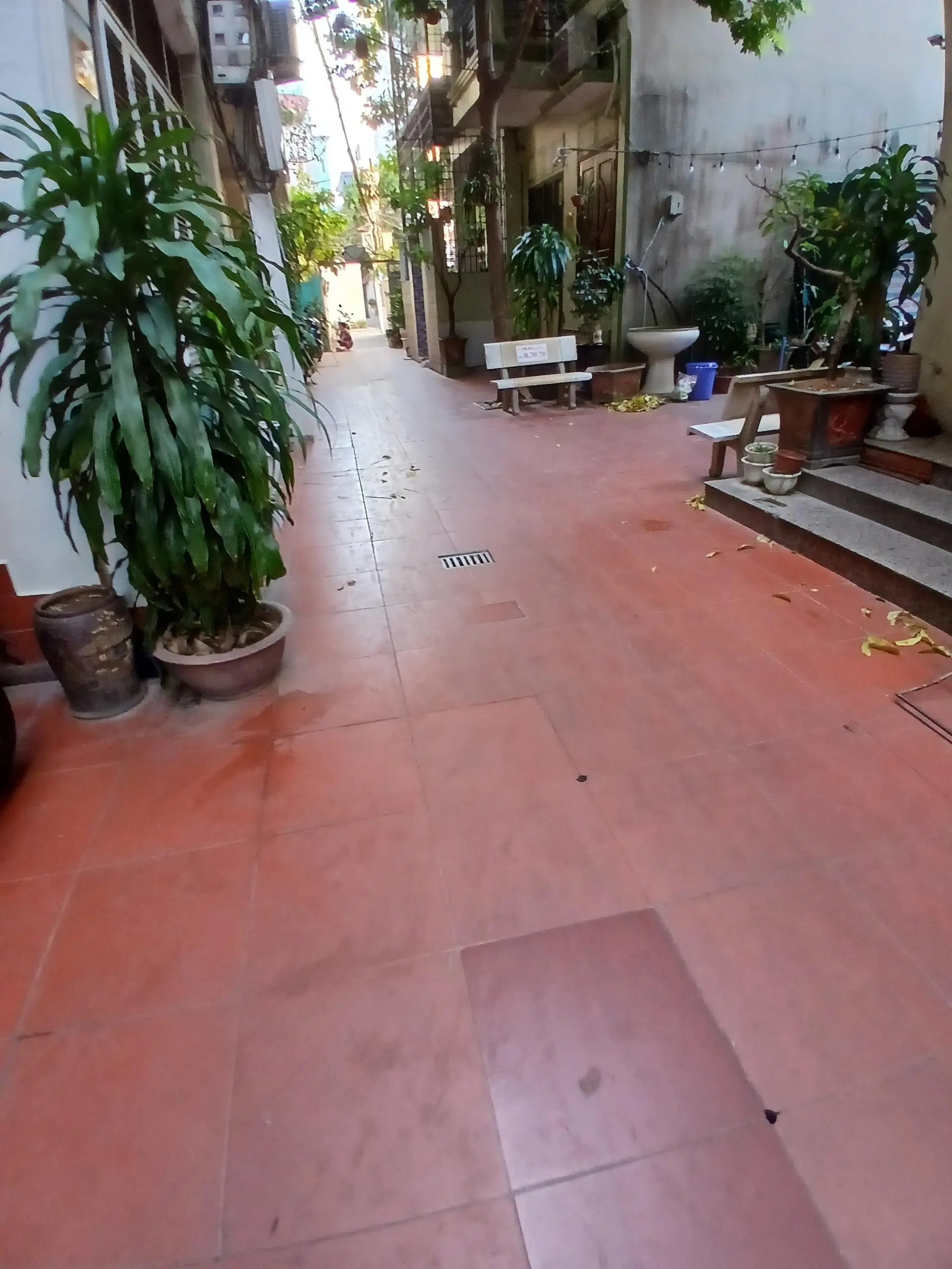 Nhà hiếm dân xây Ngô Gia Tự - ô tô đỗ cửa - thang máy chờ sẵn - 50m2, 4 tầng, giá nhỉnh 6 tỷ
