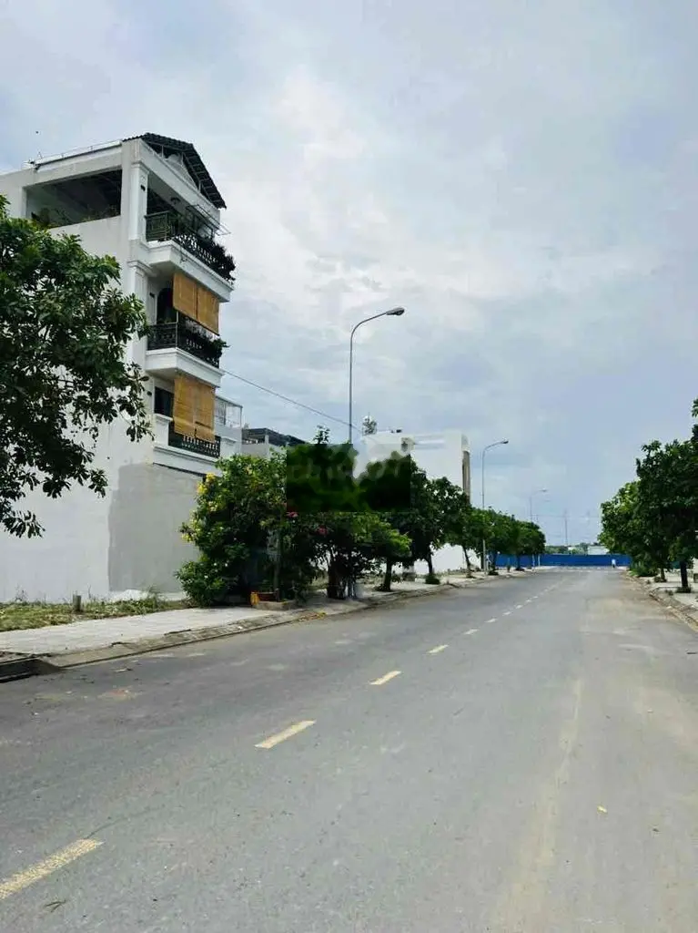 Bán nhà giá 6,9 tỷ, diện tích 112 m2, tại Đào Sư Tích, xã Phước Kiển, huyện Nhà Bè