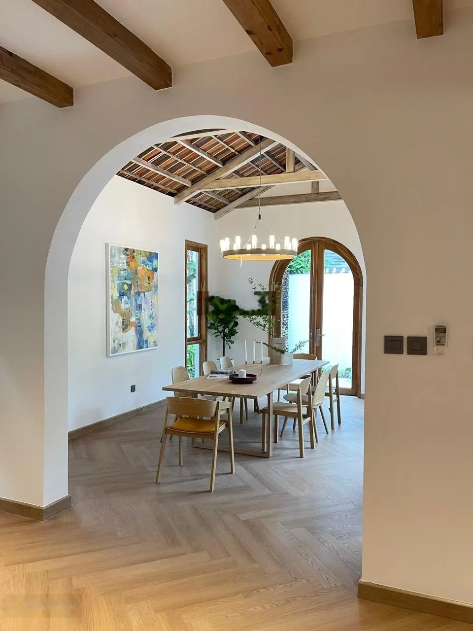 Thảo Điền - bán căn villa 500m2 - sân vườn hồ bơi. Mới 100% full nội thất - chỉ 99 tỷ