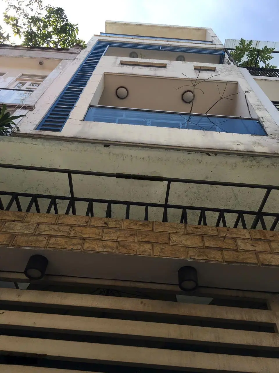Hàng hiếm tại đường nguyễn văn công, 6,5 tỷ - 3 pn, 3 wc, 42m2 ( 4.4m x10m)