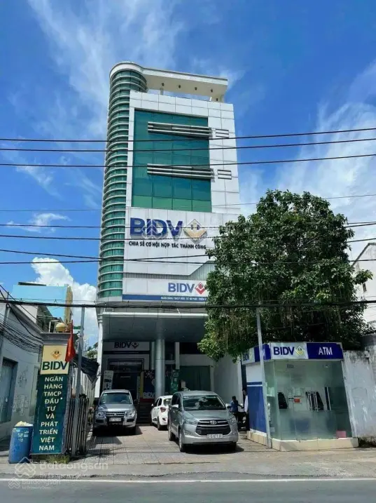 Bán tòa nhà MT Đỗ Xuân Hợp, P. Phước Long B, Q9, diện tích: 4,5m x 15m = 70m2, giá chỉ 8,5 tỷ TL