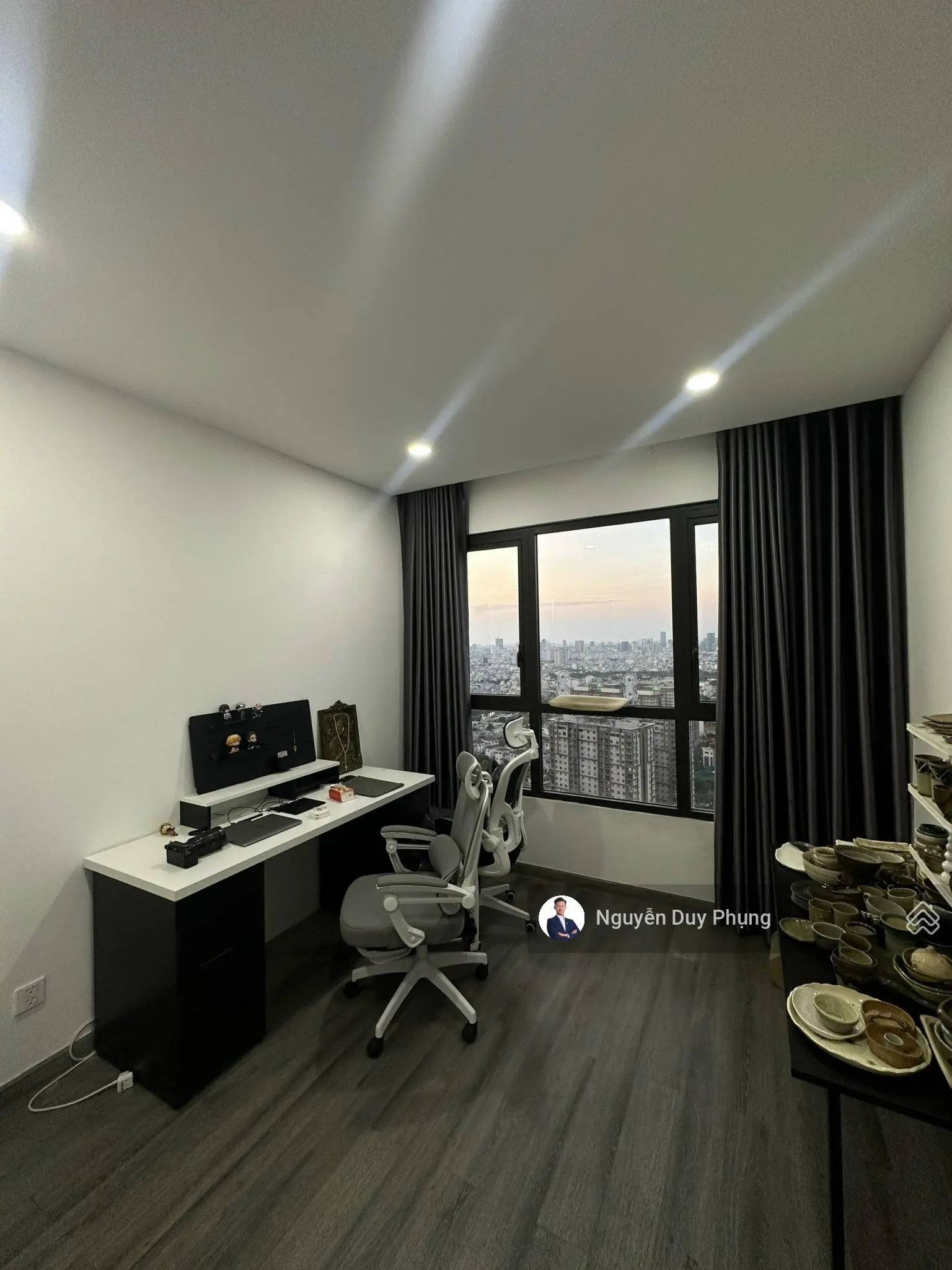 Siêu hiếm căn hộ 3PN diện tích 125m2 giá cực tốt, view Sông Sài Gòn thoáng mát, tầng cao