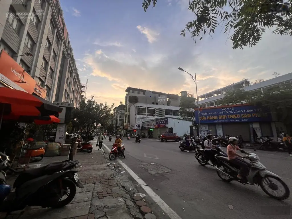 Bán nhà mặt phố phương mai, 13,5 tỷ vnd, 41 m2, đẹp nhiều tiện ích, chính chủ