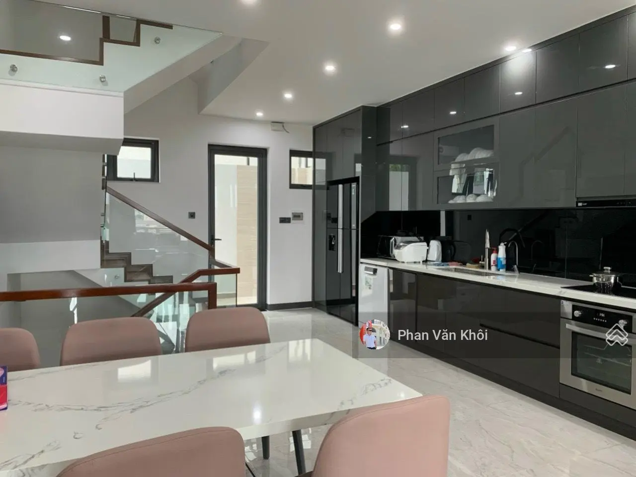 Bán nhà phố 5x22m, nhà 1 hầm 4 lầu nội thất cao cấp KĐT Vạn Phúc, Ngân hàng cho vay 70%