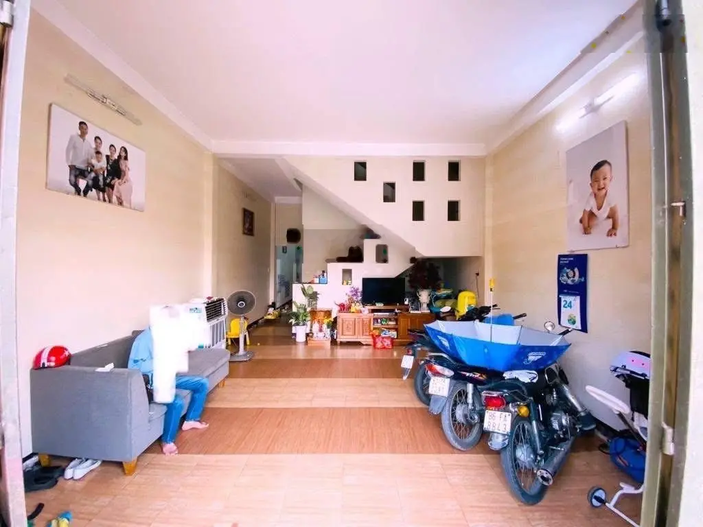 Bán nhà 2 tầng hẻm xe hơi, Trường Thọ - 112m2 - 4 phòng ngủ - giá 6.5 tỷ