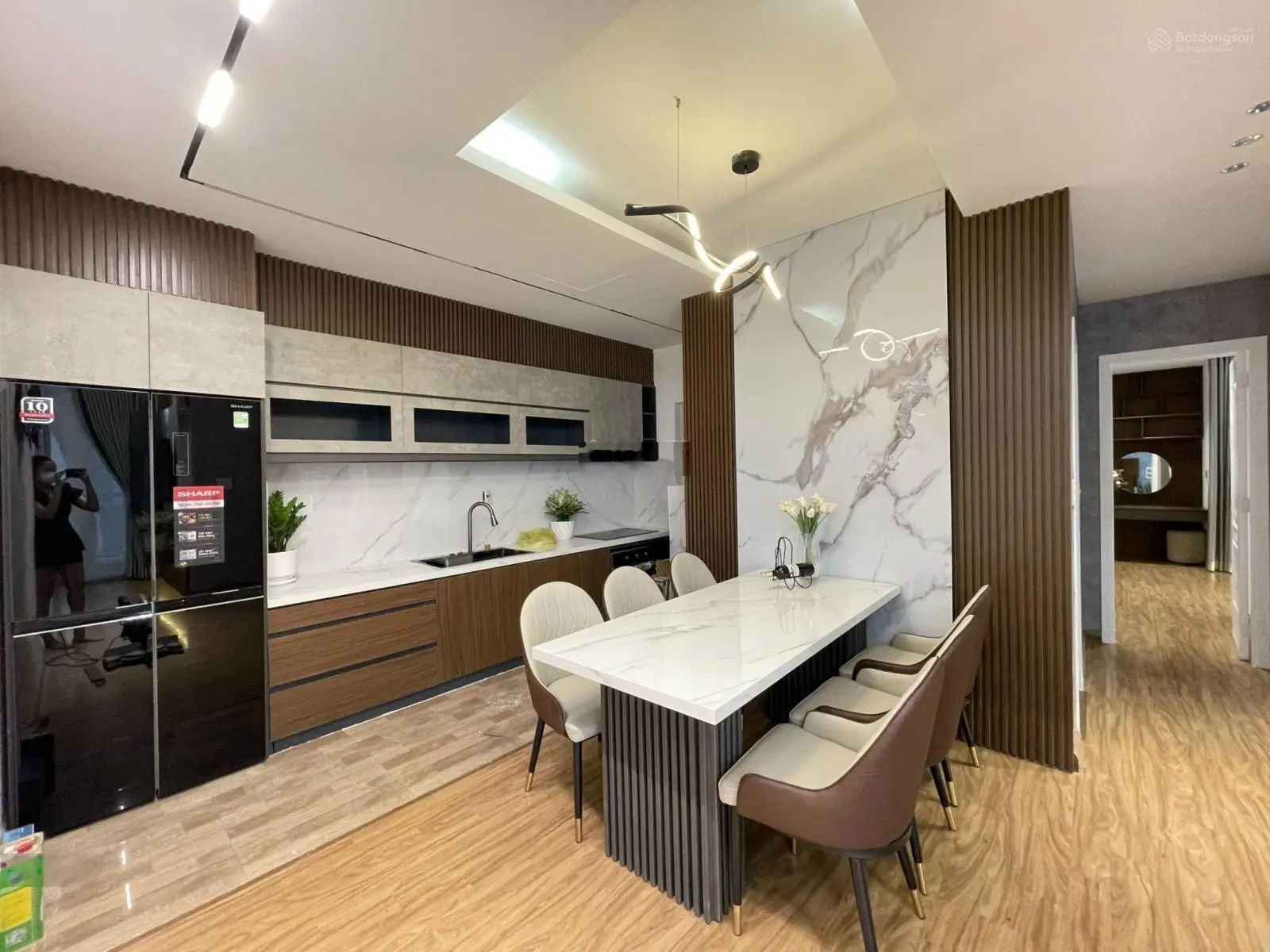 Lê Phương 0903 036 ***, cần bán căn hộ CC Star Hill, PMH Q7, DT 94m2, 3PN, giá 6,7 tỷ + ô xe hơi