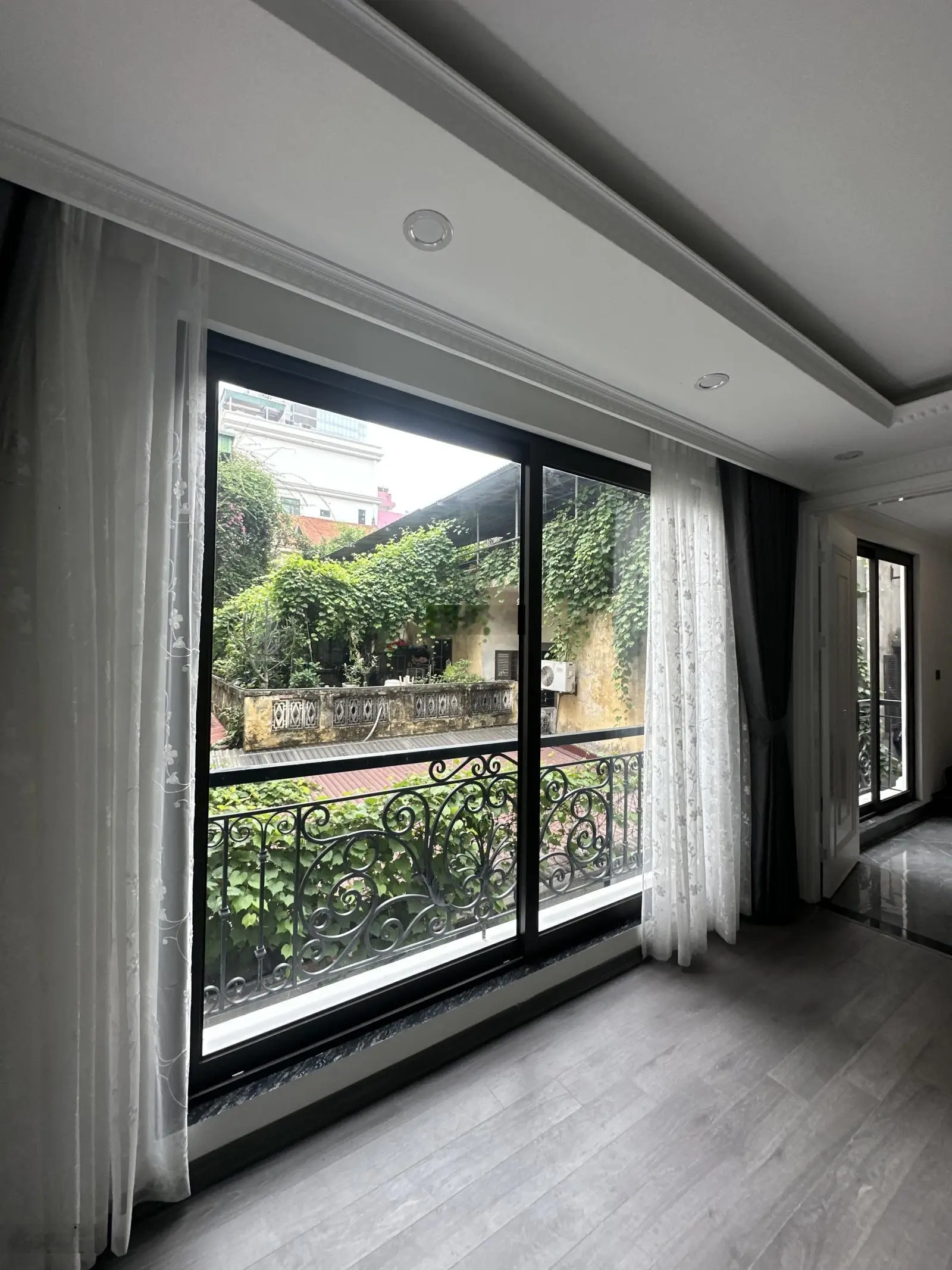 Thái hà mặt tiền bề thế_7.9m_6 tầng thang máy êm ru_ô tô tránh 10m dt:40m_13.2 tỷ sổ đỏ pháp lý r