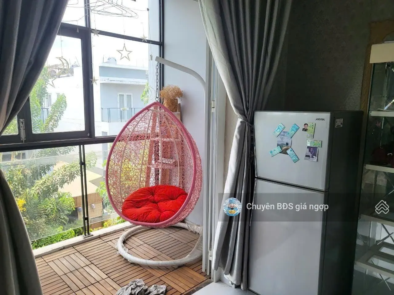 Cực hot! Nhà 1 trệt 2 lầu ngay vòng xoay Phú Hữu Có dòng thu nhập sẵn hàng tháng 12tr/ tháng - SHR