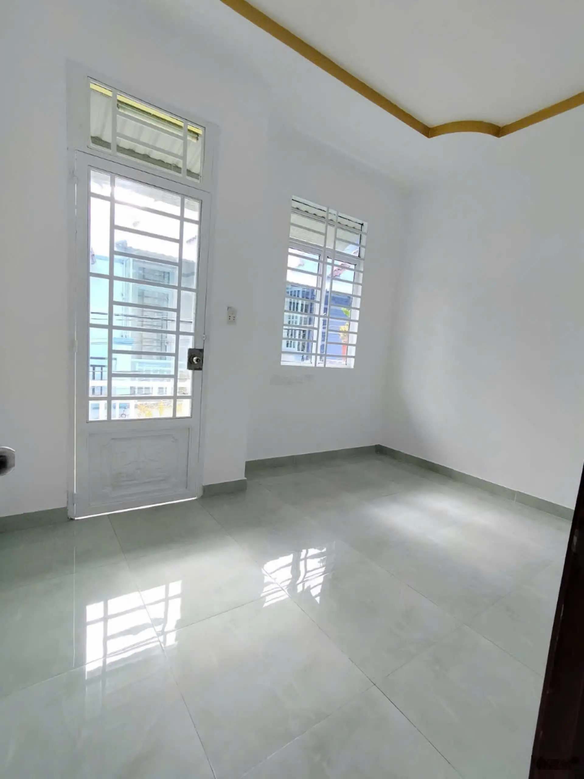 Cần bán nhanh nhà trung tâm TT Cần Giuộc, Long An, tiện ích đầy đủ