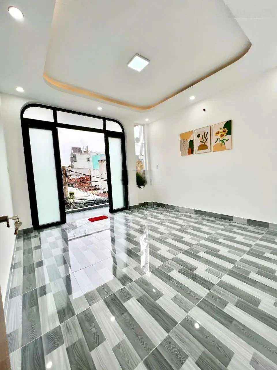 Bán gấp nhà HXH Trần Tuấn Khải - Phường 5 - Quận 5. DT 68m2, Giá 4,1 tỷ cho thuê 24 triệu/th