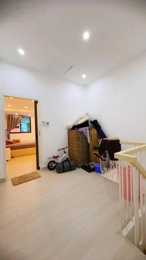 Bán nhà 2 tầng nguyễn tri phương, q.10 chỉ 5,5 tỷ