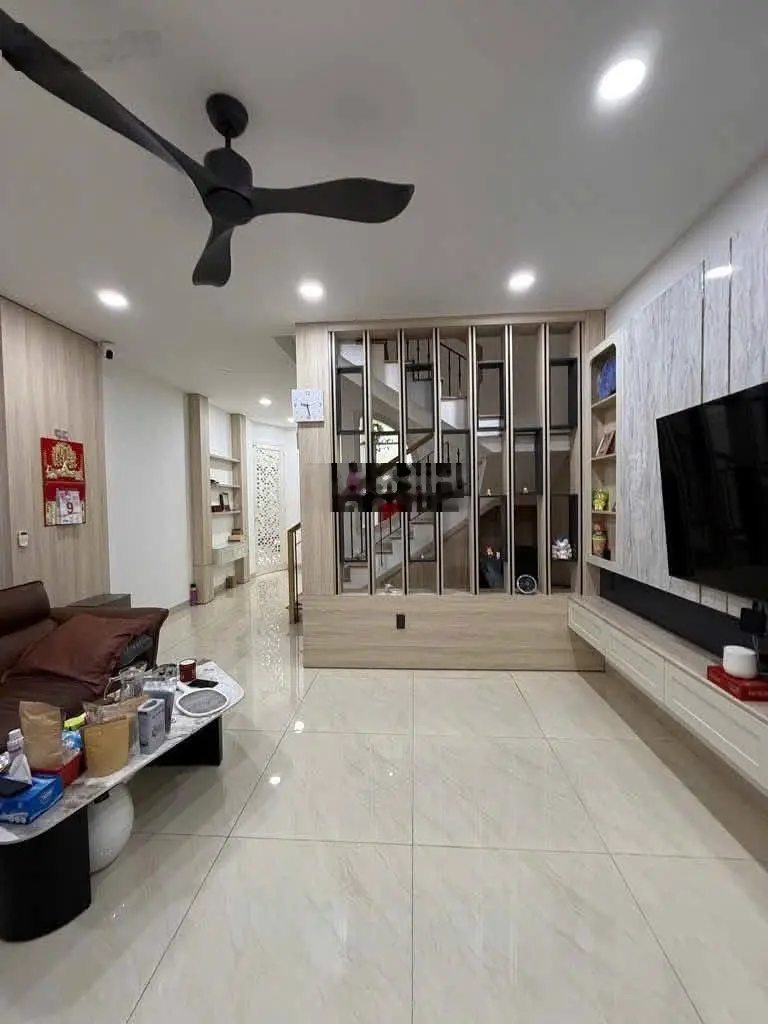 Bán nhà đường Trương Hoàng Thanh, Tân Bình - cách ngã tư Bảy Hiền chỉ vài phút - 48m2 chỉ 2ty660
