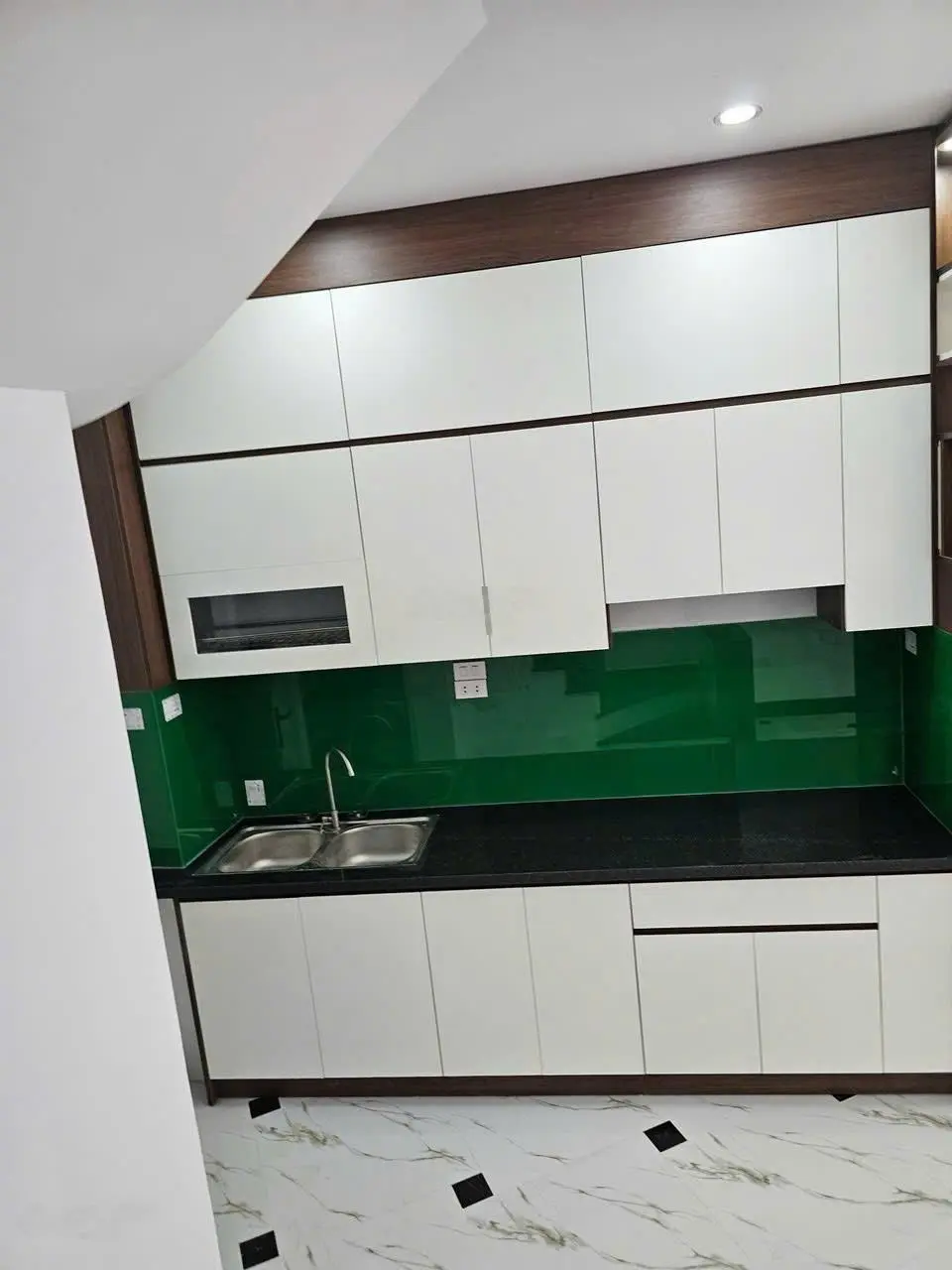 Bán nhà mới đẹp 5 tầng tại đường Đại Mỗ, ô tô đỗ cách nhà 10m nhỉnh 5, x tỷ, cách Aeon Hà Đông 300m