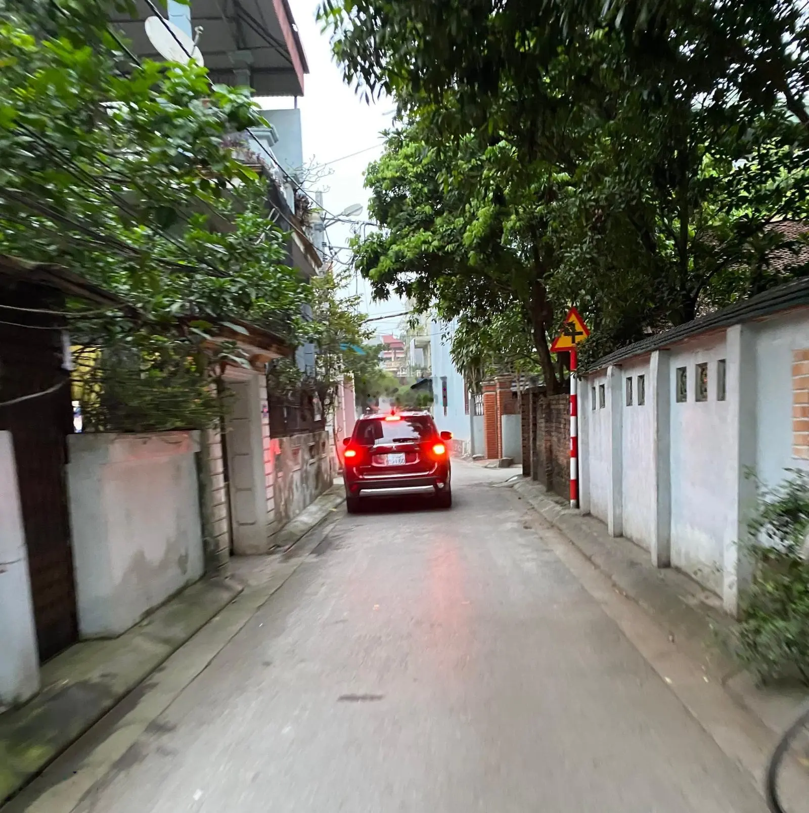 Đất Tiên Hội, Đông Hội 63m2, ngõ rộng đẹp, dân cư văn minh, 2.4 tỷ 0976 285 ***