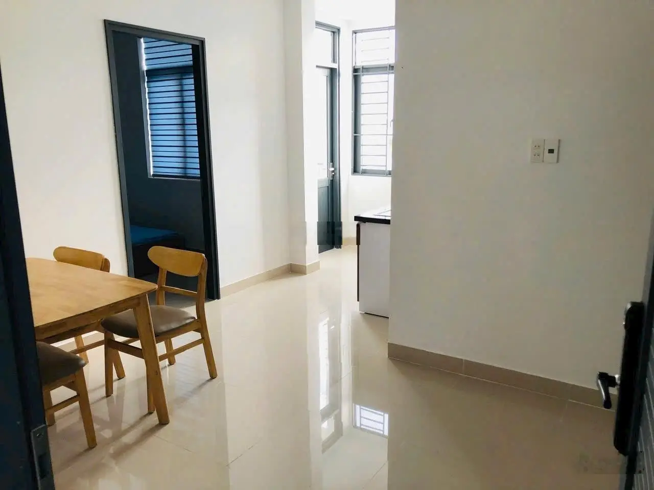 Bán căn góc Vĩnh Điềm Trung, đang cho thuê 45 tr/tháng full nội thất, sổ đỏ công chứng ngay