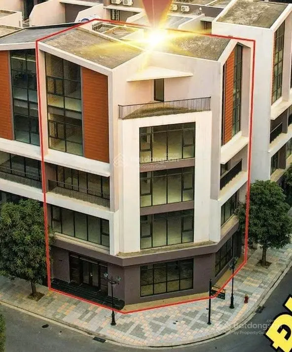 Bán nhanh căn góc Phố Biển 139,7m2 giá chỉ 22,6 tỷ hiếm có ở Vinhomes Ocean Park 3