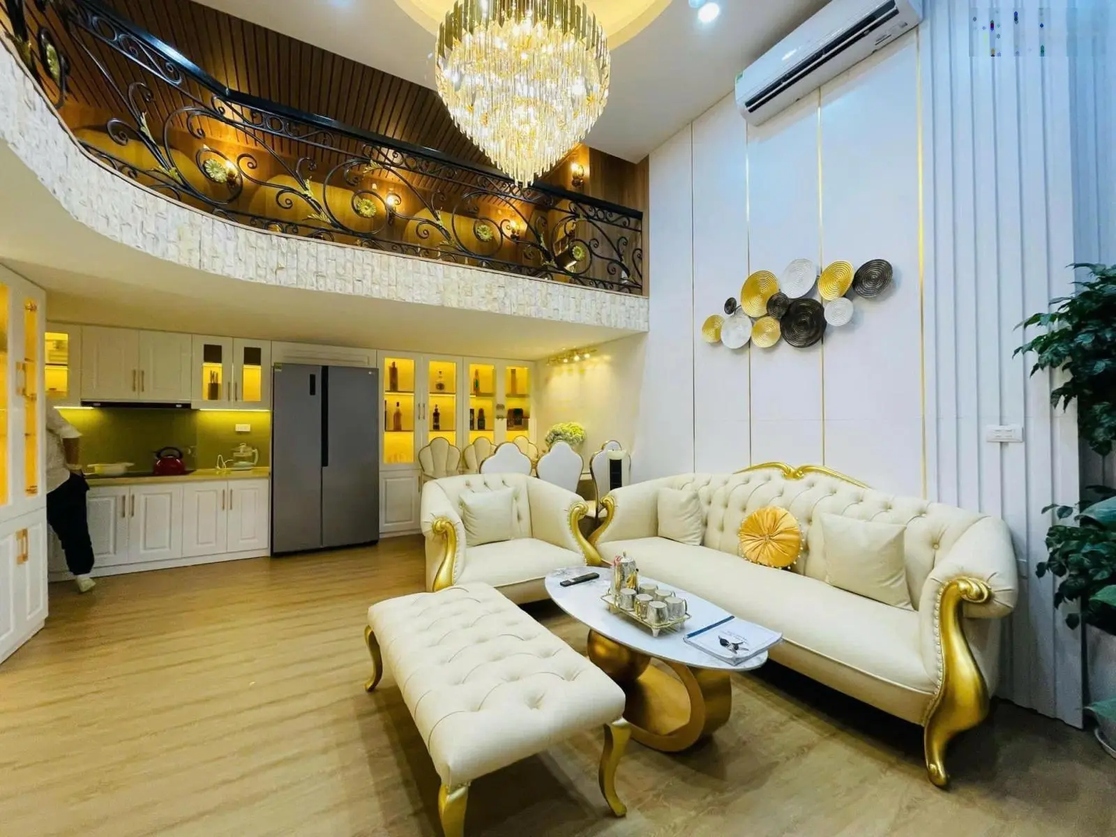Đặng Tiến Đông! Cung điện lộng lẫy, sát phố, full nội thất tiền tỷ. 45m2 x 5.5 tầng
