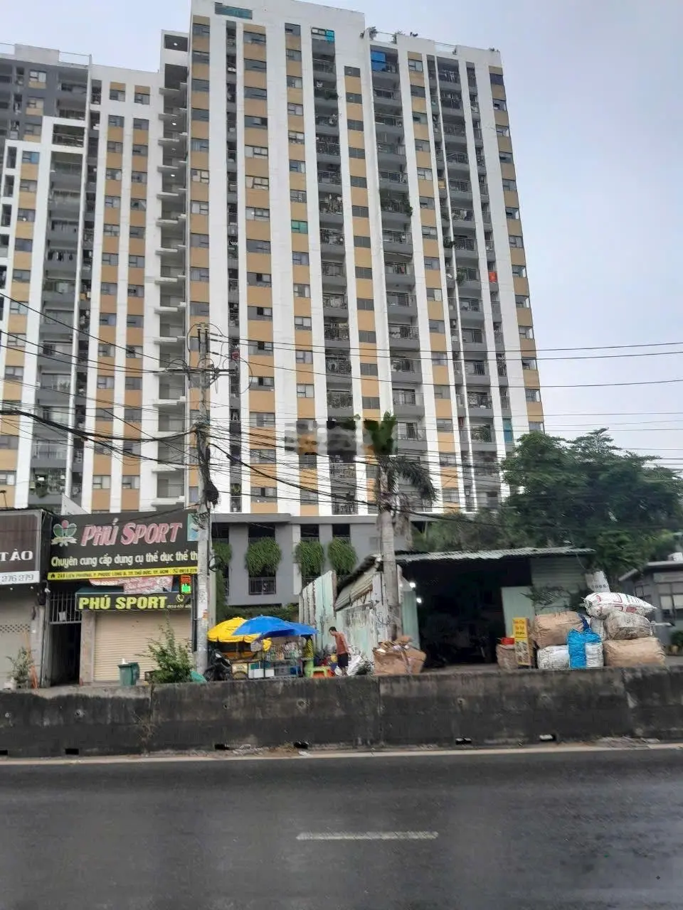 Bán đất mặt tiền đường Liên Phường liền kề siêu dự án global city
