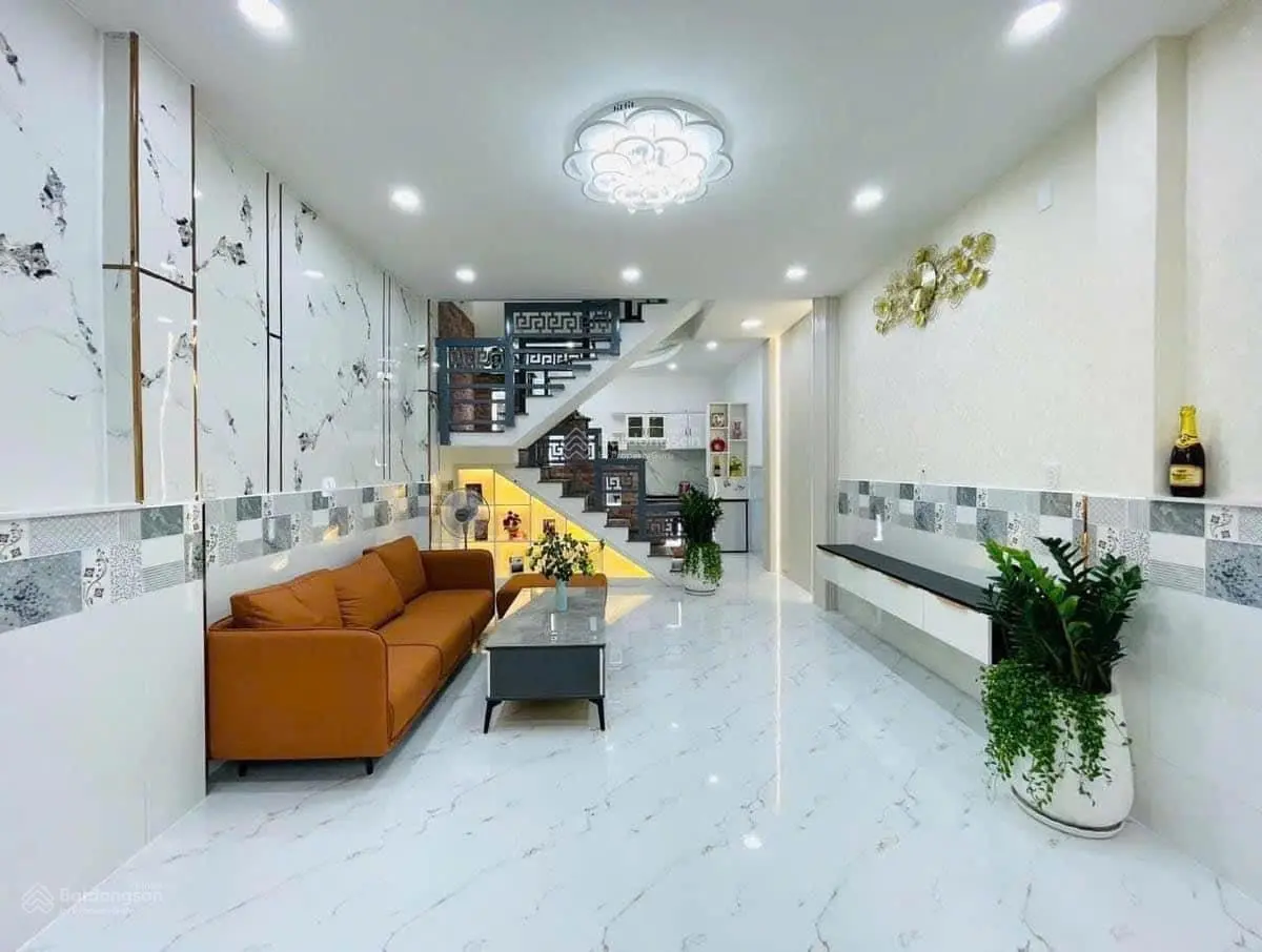 GẤP! Bán nhà riêng tại Đường Cô Bắc Quận 1 - Giá 2,89 tỷ - DT:44m2, 2 PN. Sổ riêng/ có hỗ trợ vay