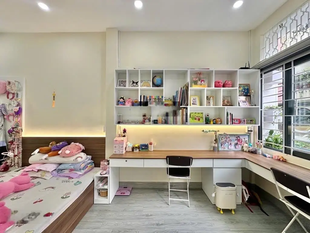 Bán nhà 3/2 quận 10 - hẻm 6m thông ôtô tránh - 1 sẹc cách mặt tiền 10m - 30m2 ngang 3.2m sổ vuông