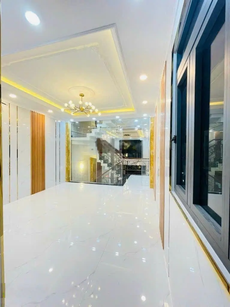 Gấp bán nhà mới đẹp 5 tầng 117m2 full nội thất - ngay chợ Hiệp Bình - Gigamall - Hiệp Bình Chánh