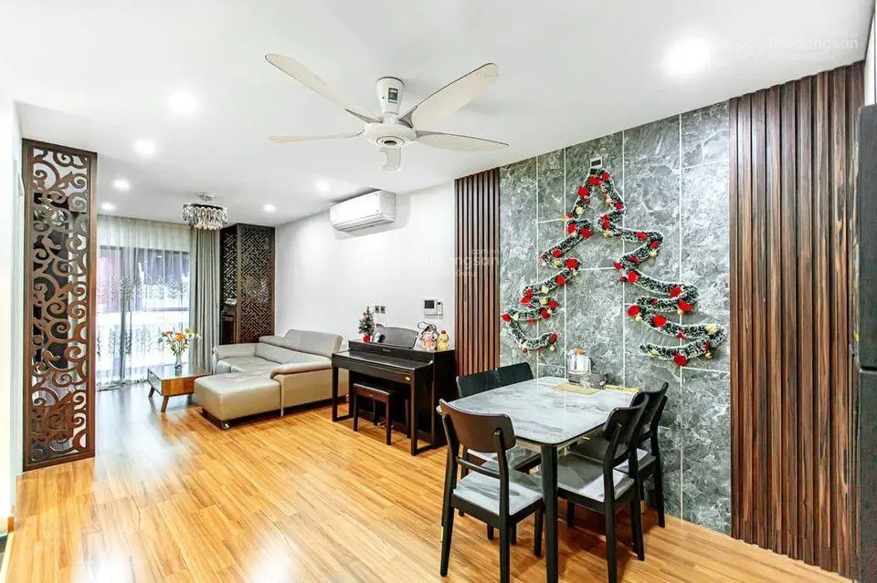 Giá thật 3PN Roman Plaza, đường Tố Hữu. Giá 5,5 tỷ DT 101m2 và 2VS. LH 0978 965 ***