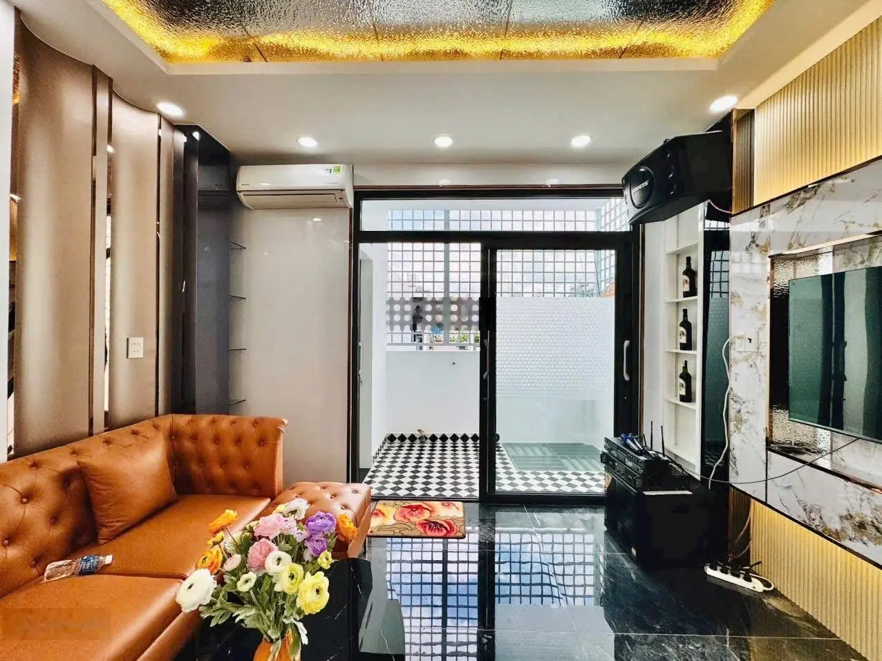 Mua nhanh bán nhanh nhà hoa lan, p7, phú nhuận giá 3.1 tỷ/58m2 shr đang cho thuê