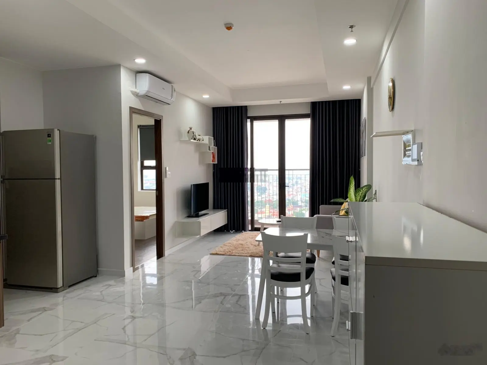 Căn hộ Opal căn góc 3 phòng ngủ 109,3m2 lớn nhất dự án nằm trên trục Phạm Văn Đồng chỉ 3tỷ8 bao phí