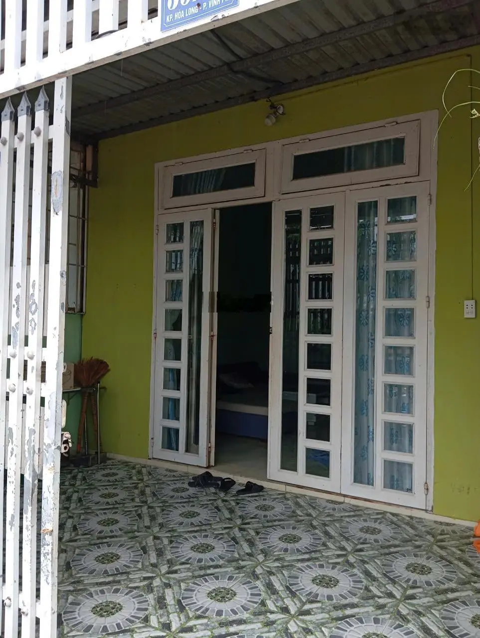 Nhà Vĩnh Phú cách đường nhựa chỉ 30m giá 2ty350