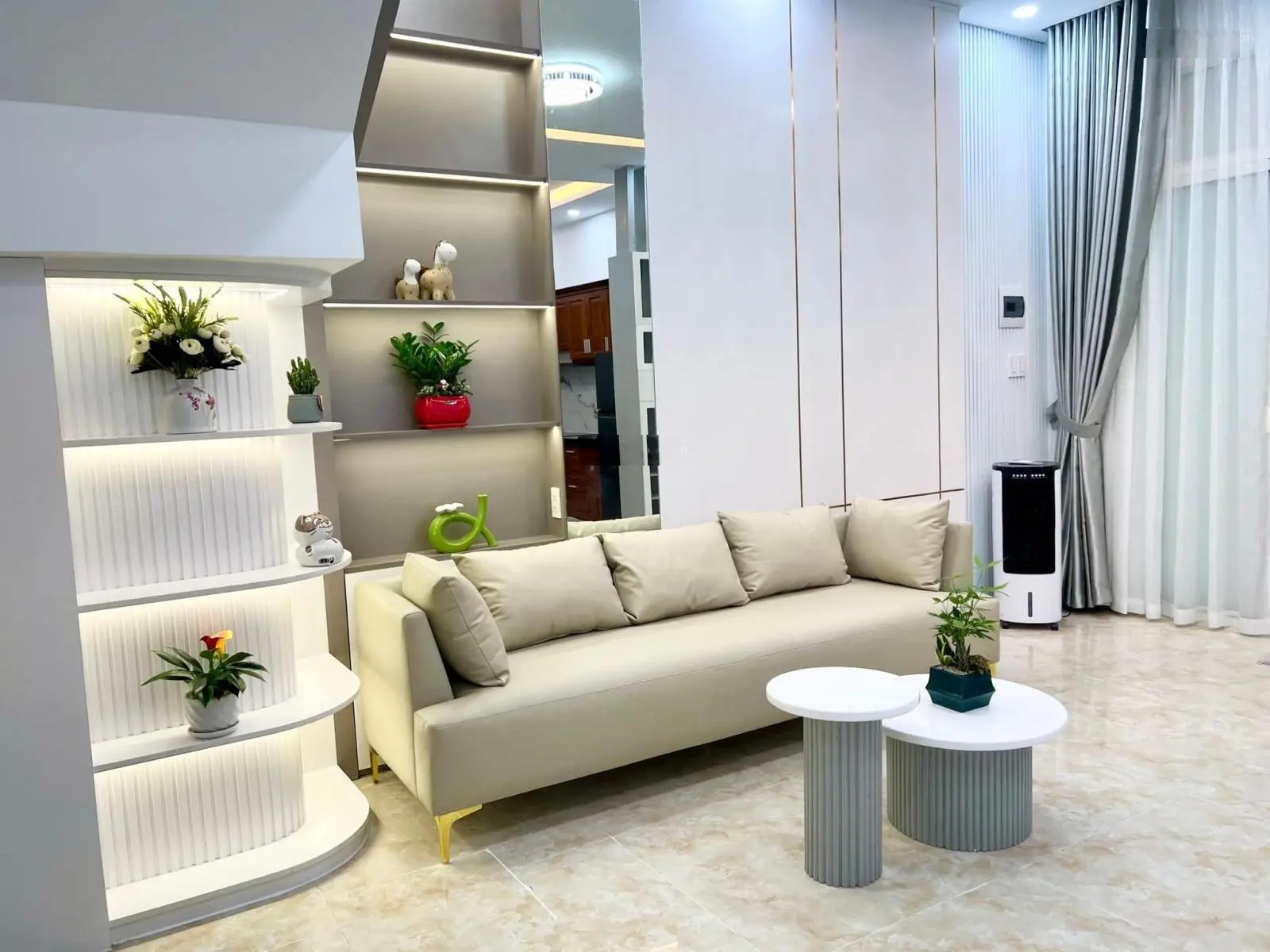 NHÀ ĐẸP GIÁ RẺ NGAY ĐƯỜNG ÔNG ÍCH KHIÊM HẢI CHÂU ĐÀ NẴNG 3 TẦNG FULL NỘI THẤT 4 TỶ X