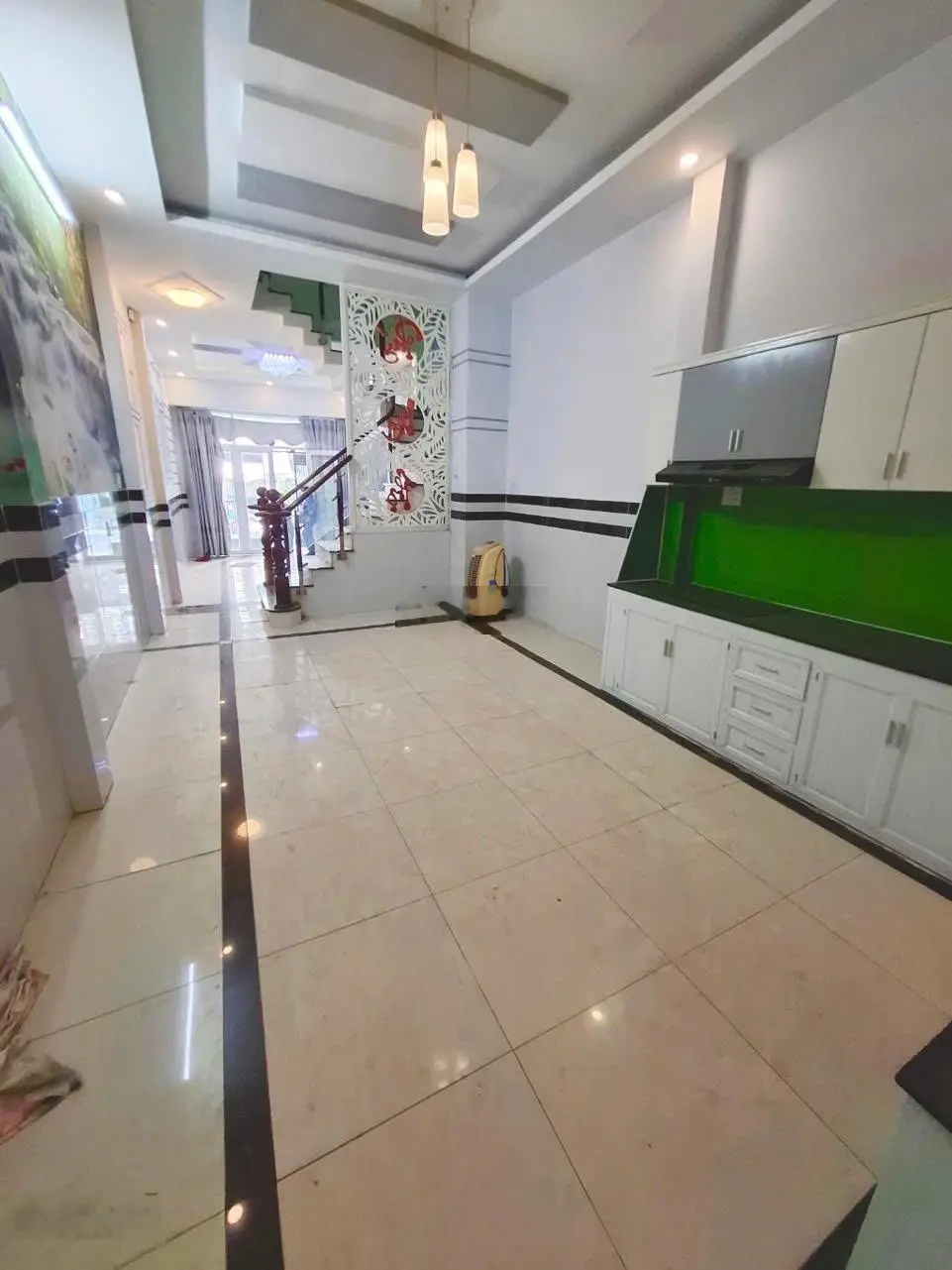 Nhà rất mới 4 tầng Khu Nam Hùng Vương - nhà mặt tiền nhưng giá hẻm - 70m2 - 4PN - ở và kinh doanh