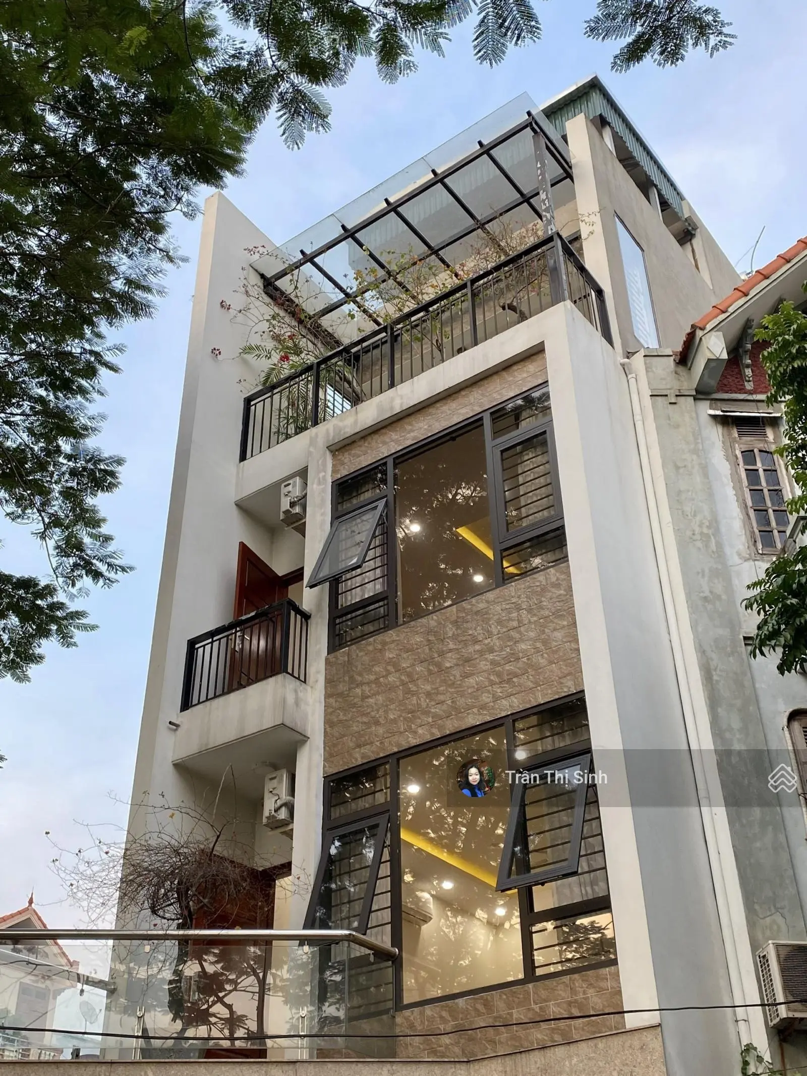 Hiếm. view công viên, 115m2, 6t thang máy, nội thất tiền tỷ. đường 12m, vỉa hè đá bóng giá đầu tư
