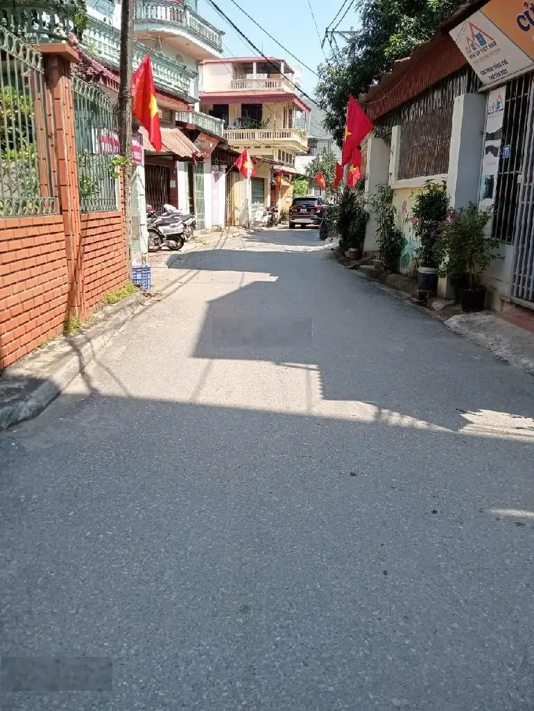 Giáp Hải - Đông Dư 3 tầng 60m2, gần trục chính - nhà đẹp ở luôn MT 5,1m - cạnh 379 đi Ecopark