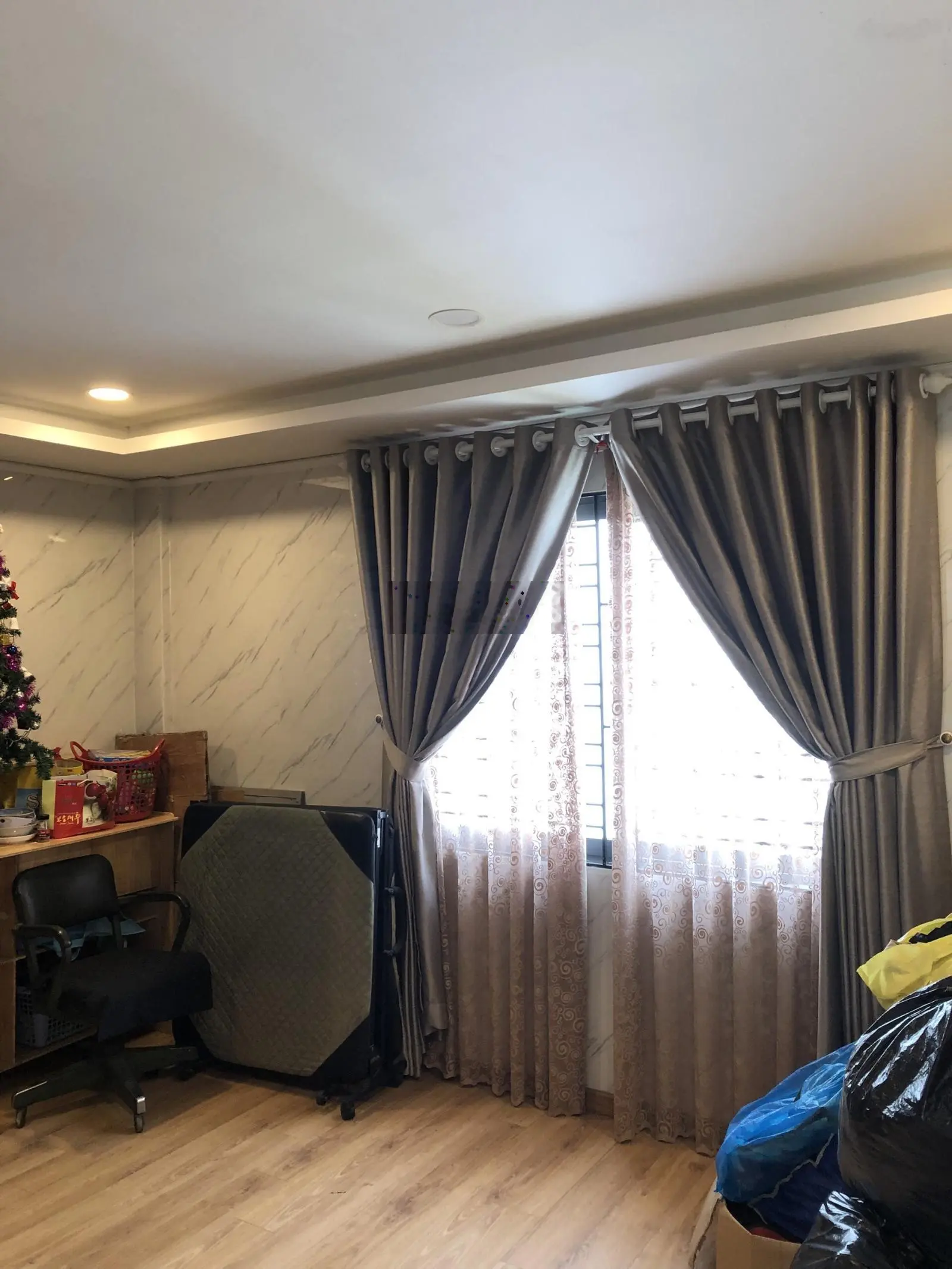 Bán nhà mặt phố tại Hoàng Quốc Việt, 24 tỷ, 132 m2, giá ưu đãi. LH: 0902 781 ***