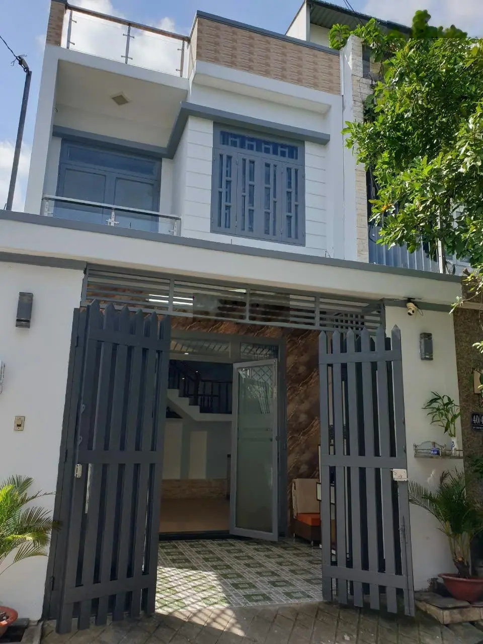 Nhà 1 lầu 4PN , DT : 5 x 19m gần chợ đại hải , đường nhựa xe tải vào tới nhà