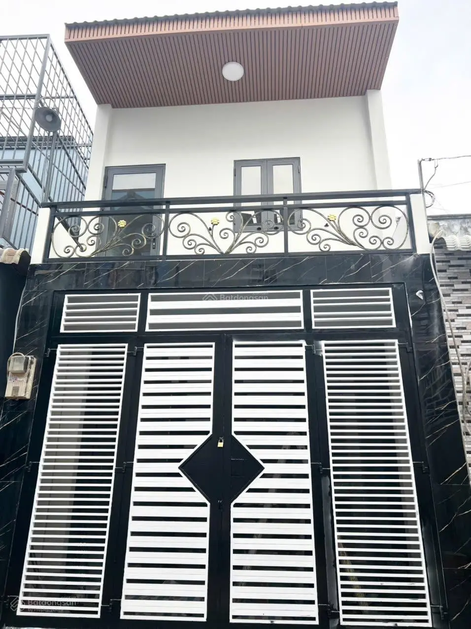 Bán nhà riêng phường Tăng Nhơn Phú B Quận 9, Tp.Thủ Đức. (DTSD: 90m2) 2Tầng SHR Nở Hậu 3PN Mới Đẹp