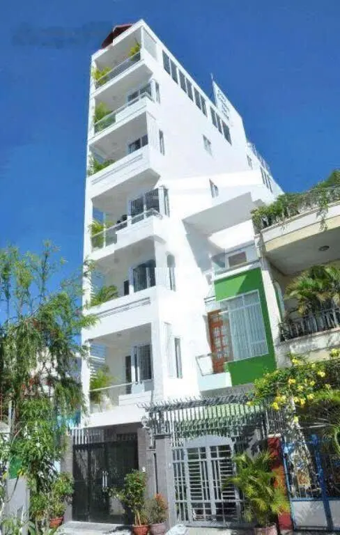 Hạ giá bán nhanh toà căn hộ Tuệ Tĩnh- Nha Trang cách biển 350m kinh doanh tốt giá đầu tư