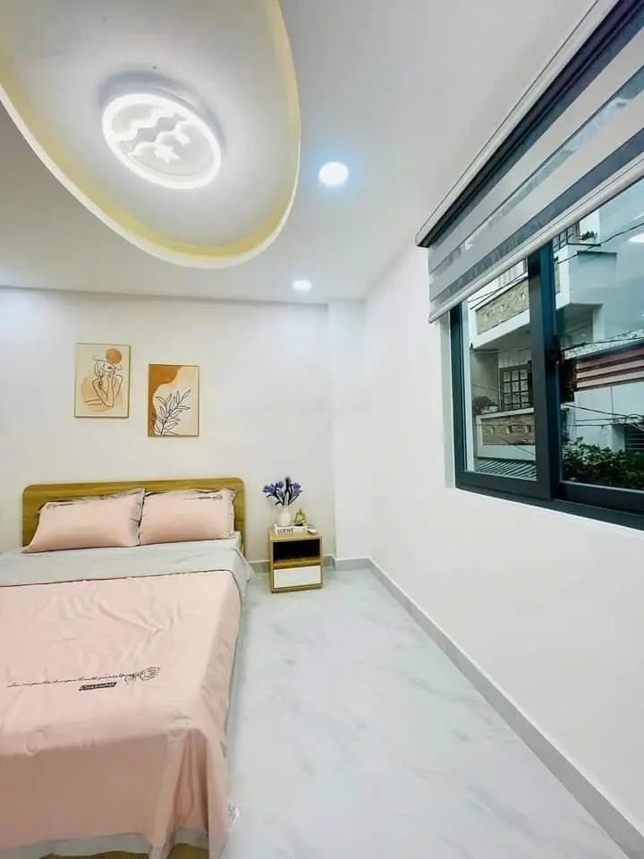 Bán căn Thích Quảng Đức, Phường 4, Quận Phú Nhuận 52m2 giá 3ty280 sổ sẵn