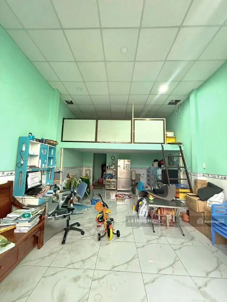 Lạc long quân, xe hơi tới cửa, tân bình. 4,2*13m, 3tầng, chỉ 6,5 tỷ.