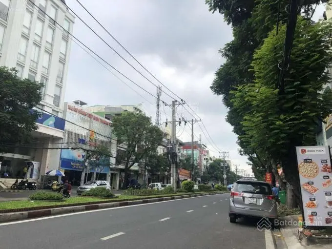 Chủ ngộp cần bán gấp! nhà mặt tiền bàu cát đôi( 6,5 x 20m), 5 tầng _ hdt 100 triệu - giá 27 tỷ