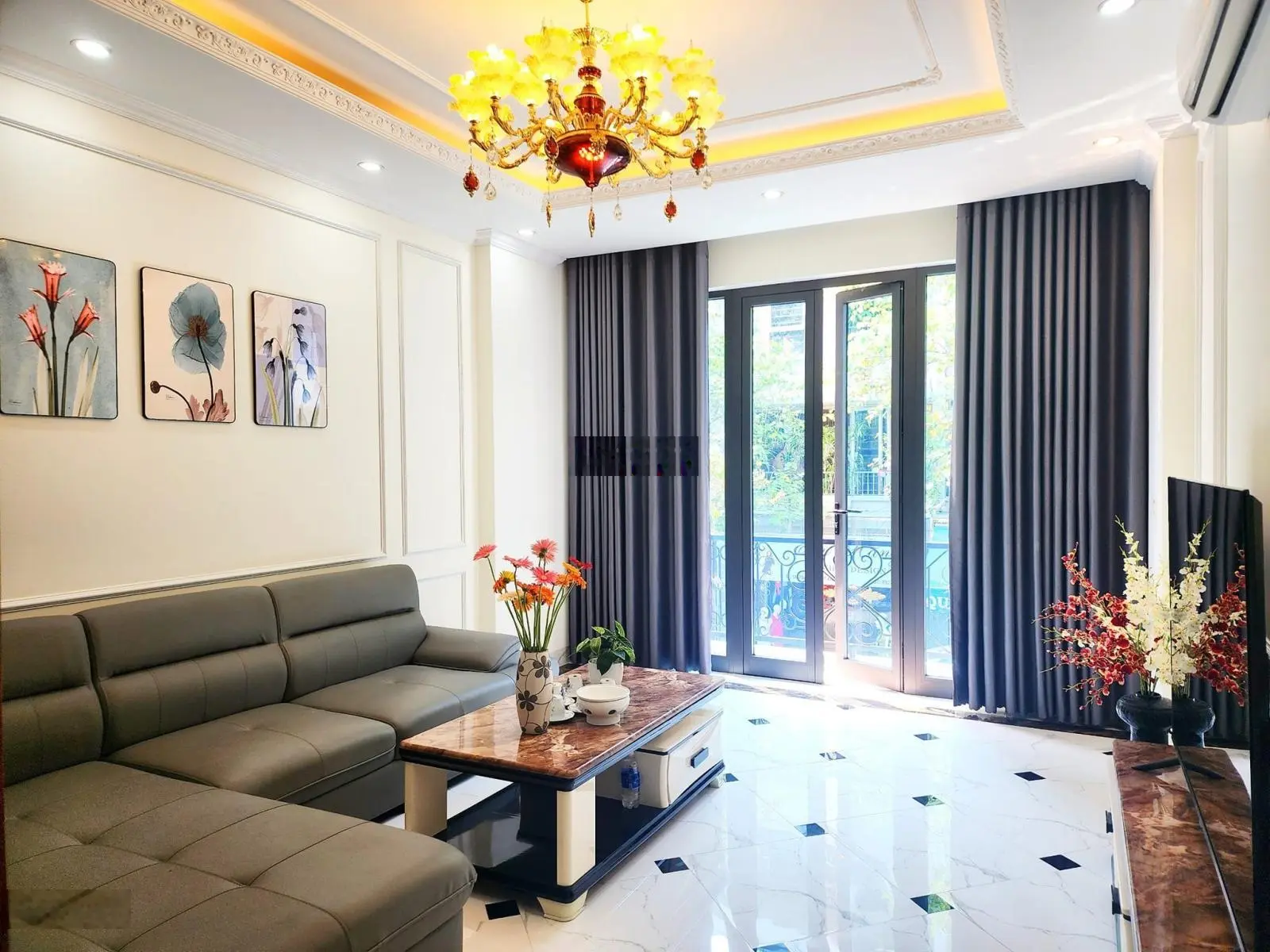 Liền kề mặt chợ, kinh doanh sầm uất, 110m2, 5 tầng, giá 25 tỷ, khu Đô Thị Văn Quán, Quận Hà Đông