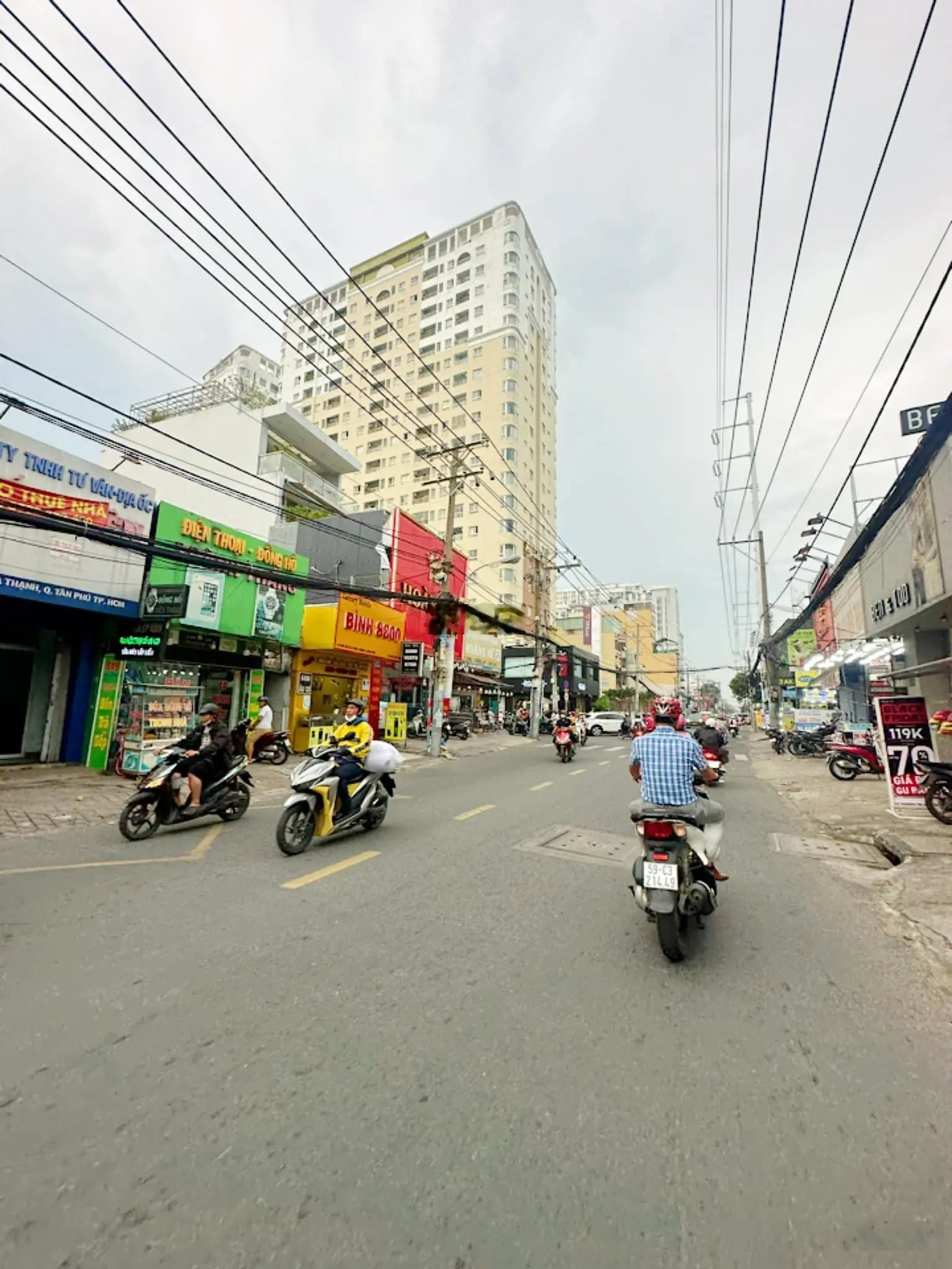 Nhà mặt tiền Âu cơ phường Tân thành quận Tân phú